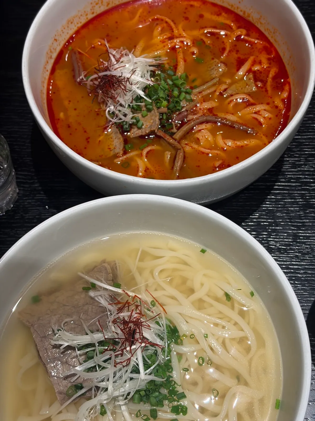 A bowl of Tanbaek's yukgaejang-kalguksu