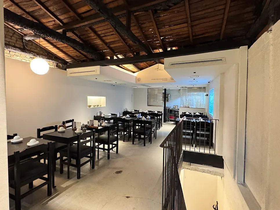 2nd floor table seating at Tanbaek