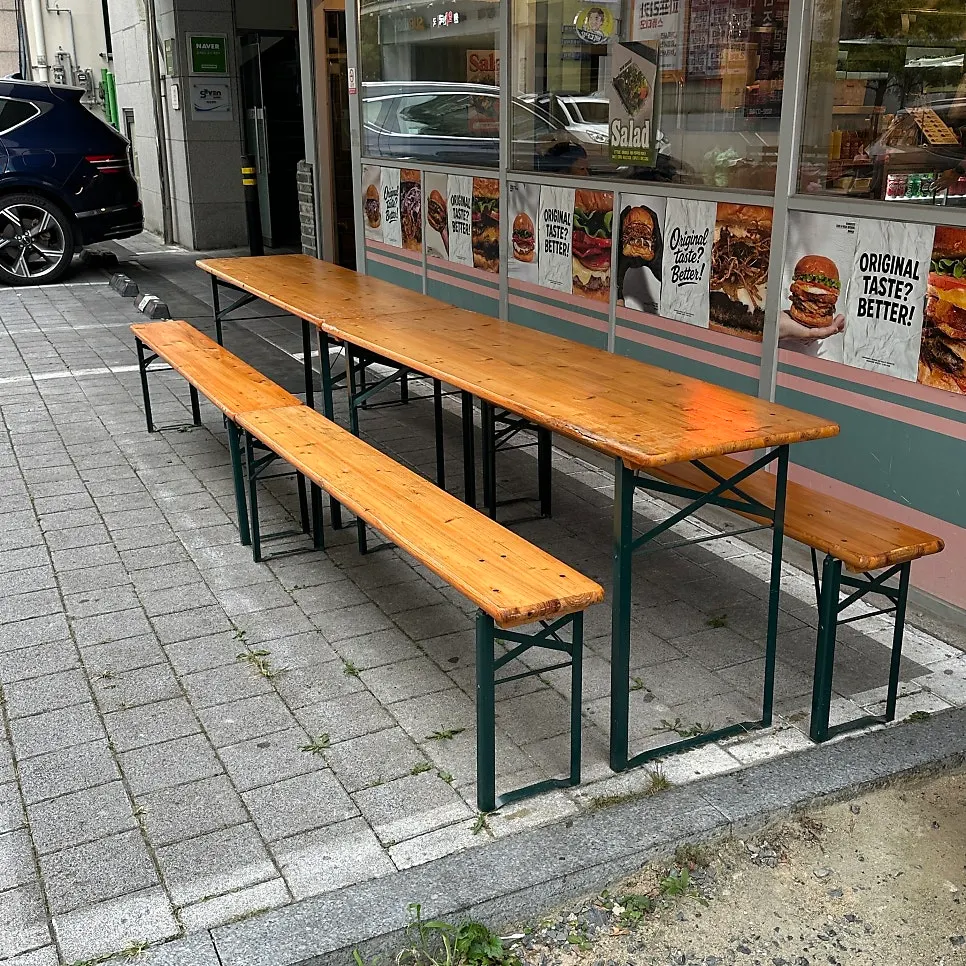 선선한 날 야외 식사를 언급한 버기즈