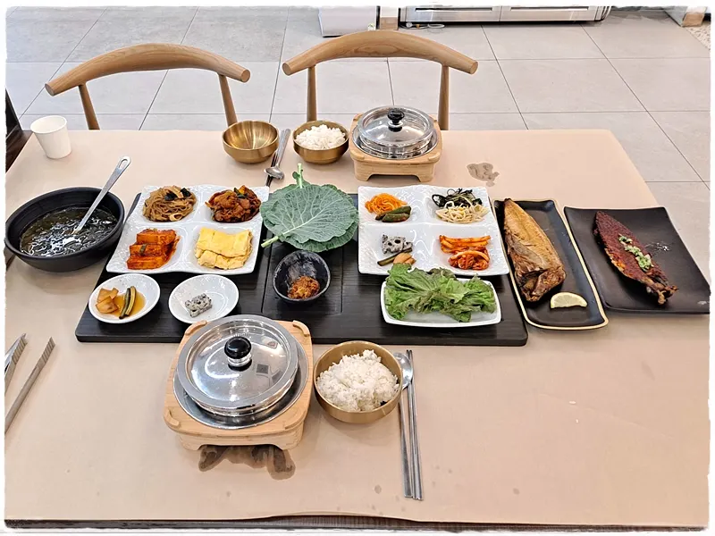 Main image of Busan-e Tteun Godeungeo Asan Tangjeong Branch