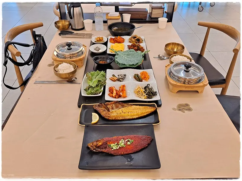 Set spread of atka mackerel and seasoned mackerel