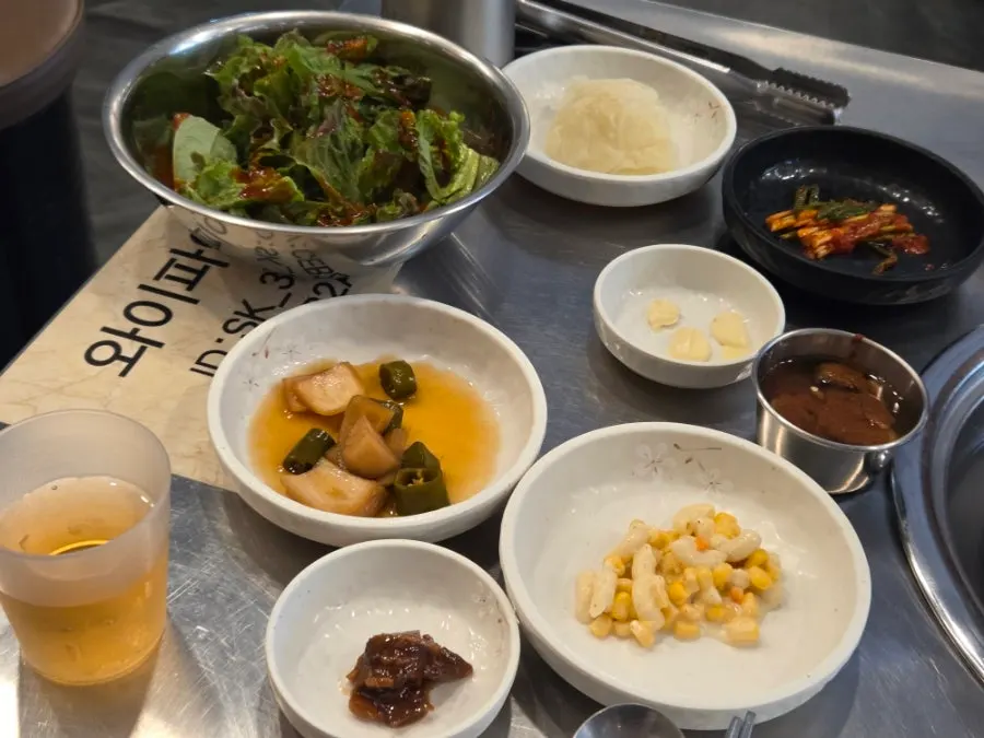 Side dishes including cabbage wraps