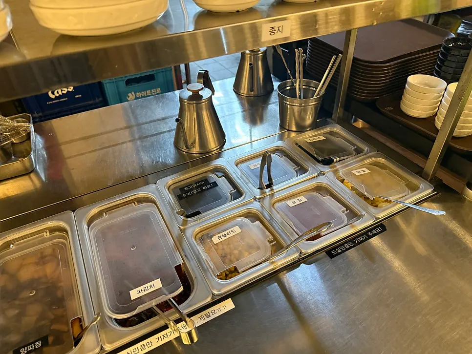 Refillable side dishes laid out at the self-serve bar