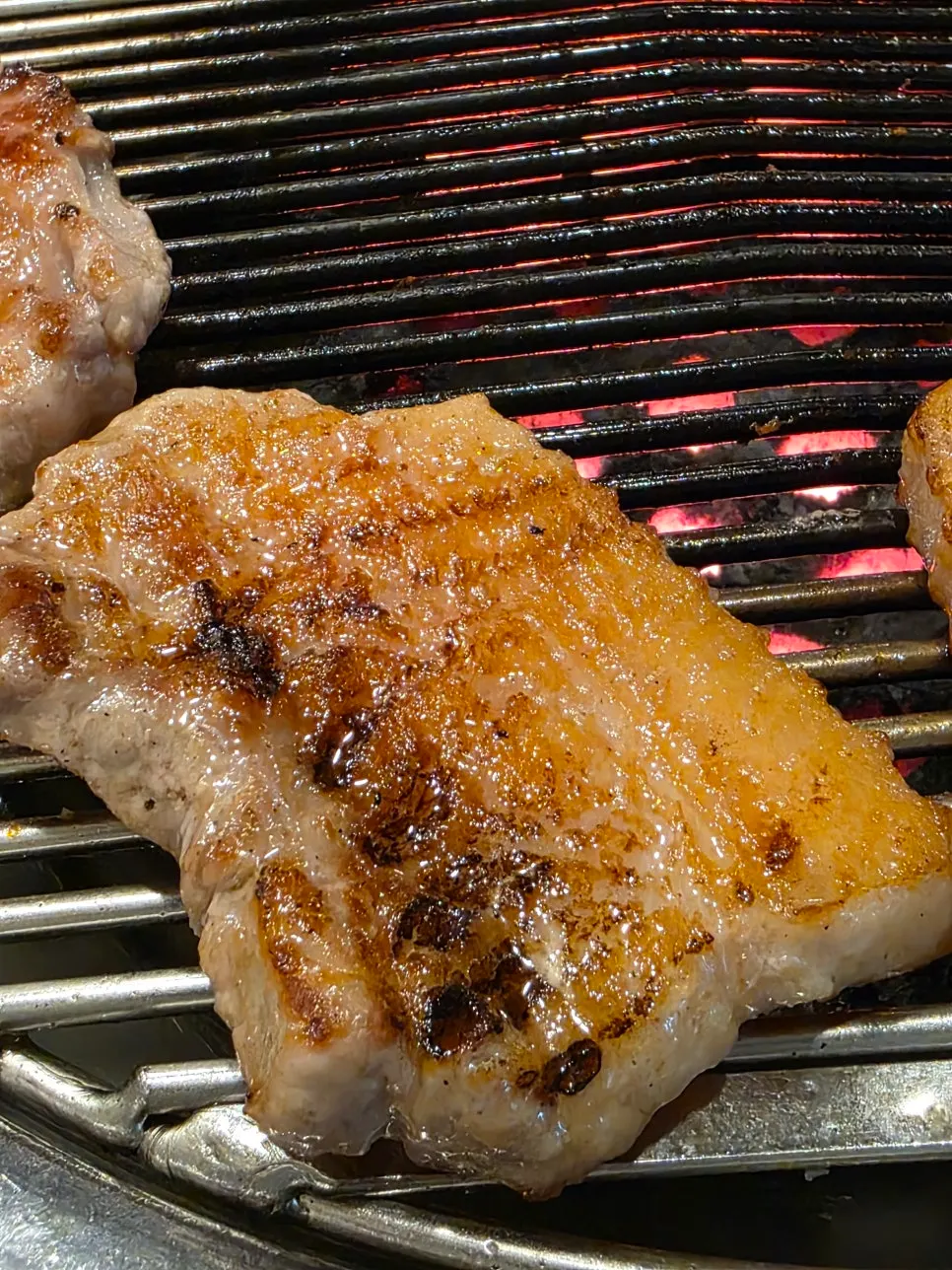 Pre-grilled pork belly served with geotjeori