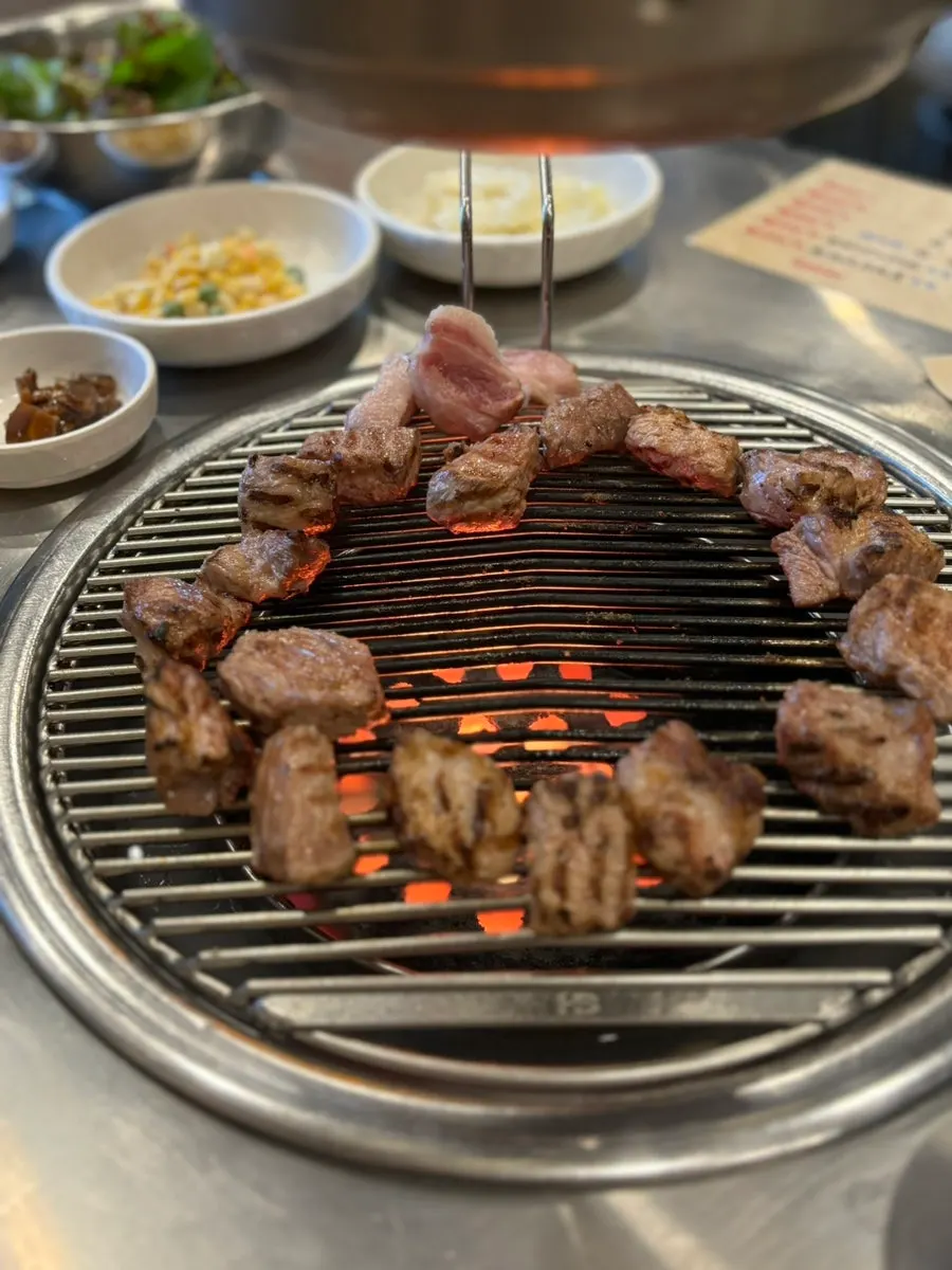 Grilling thick-cut pork neck