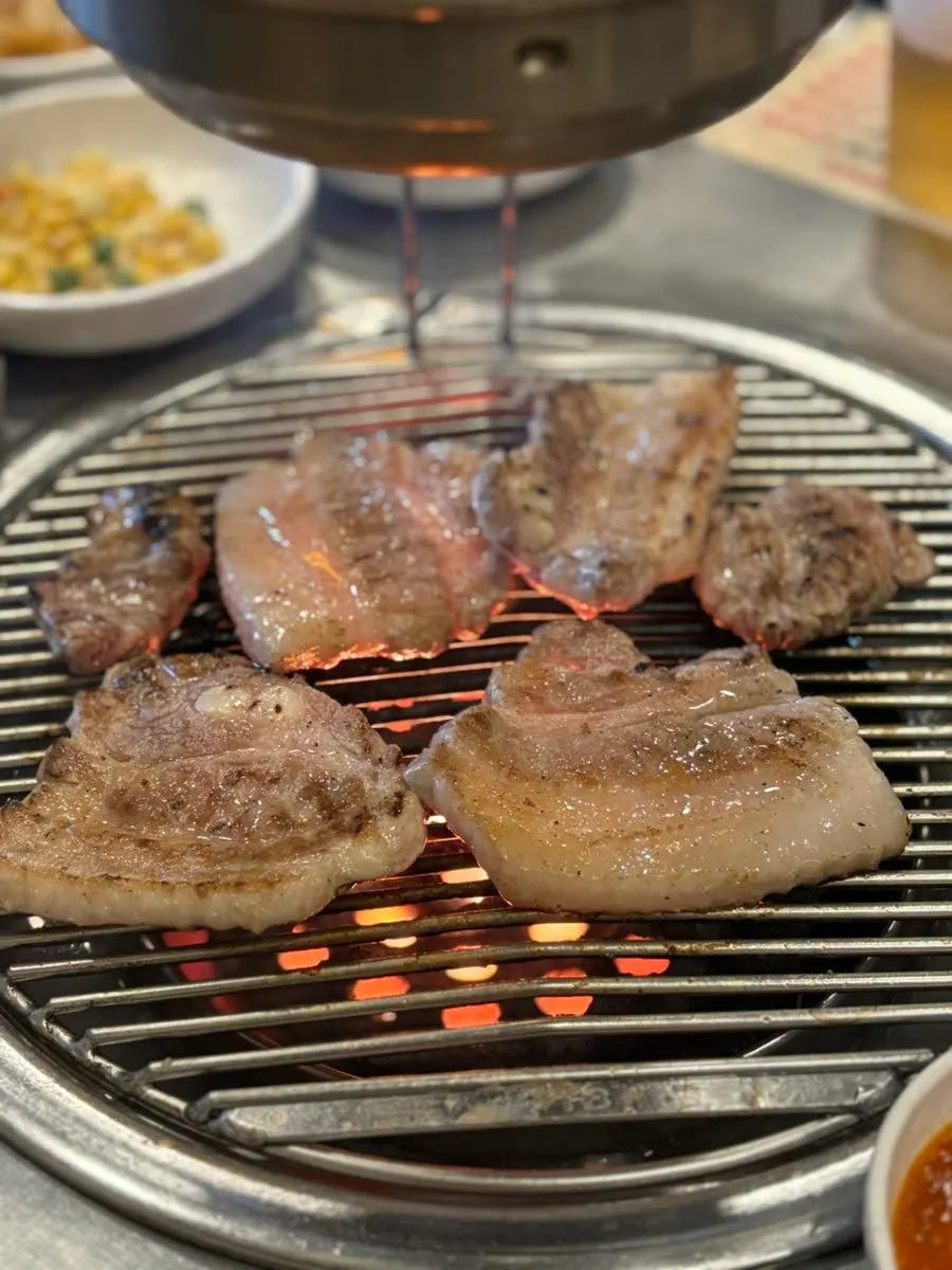Garlic sauce served with the pork neck
