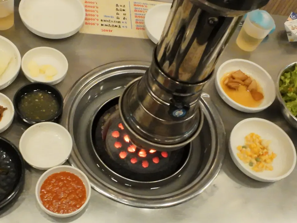 Side dishes and accompaniments at the grill restaurant