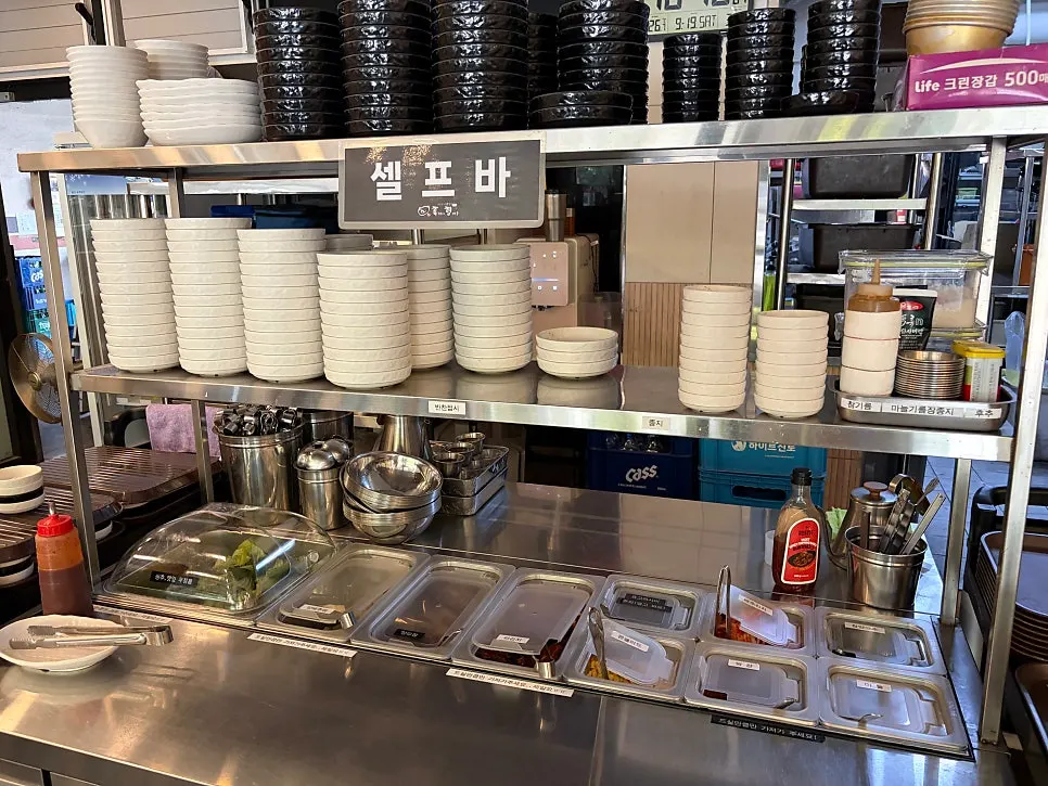 Side dish spread at Tannae Paju Main Branch