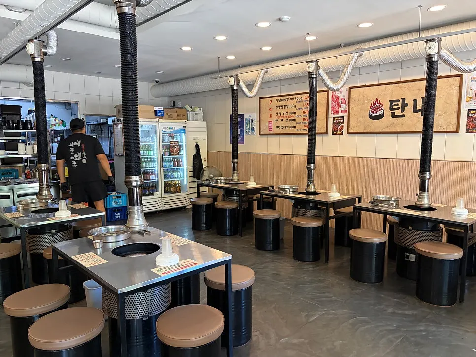 Interior of Tannae Paju Main Branch