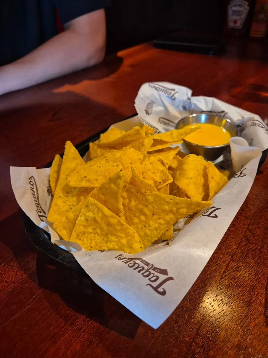 Basic nacho chips and cheese dipping sauce