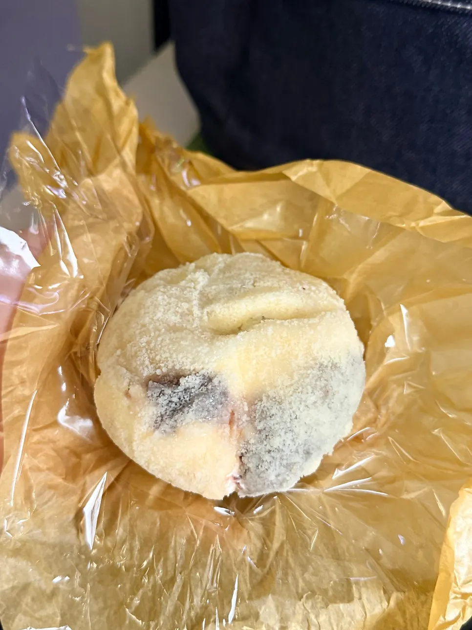 Mango yogurt mochi with a tart fruit flavor