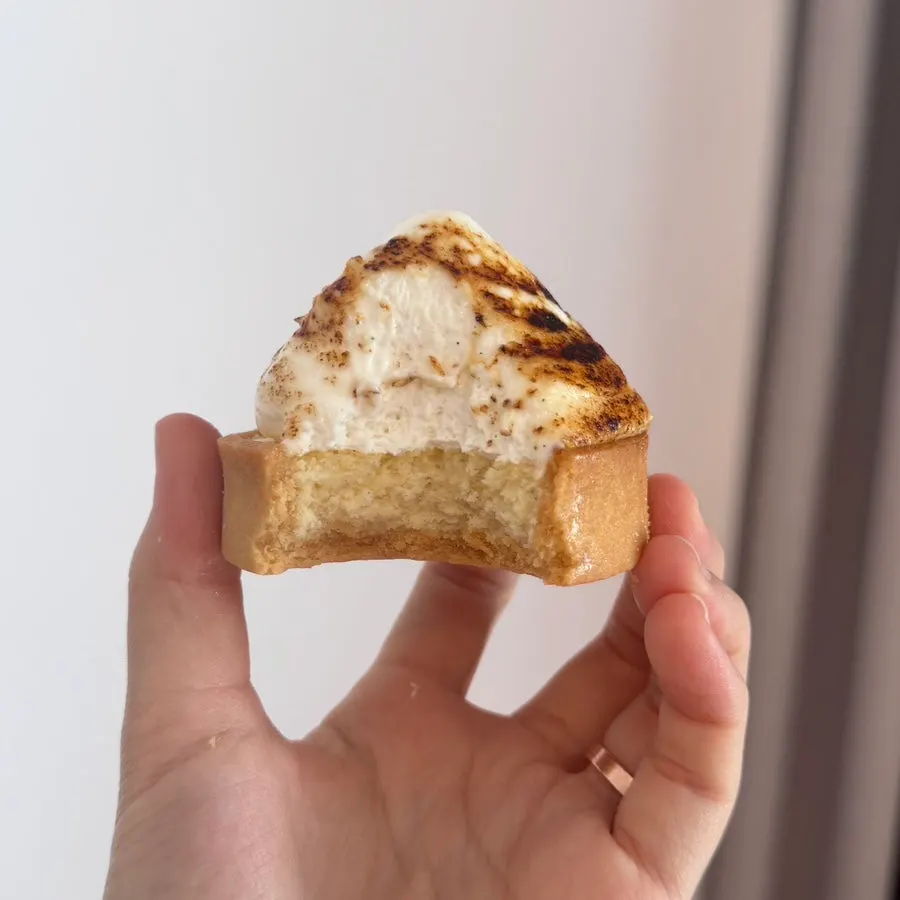 Corte transversal del tart de queso brûlée