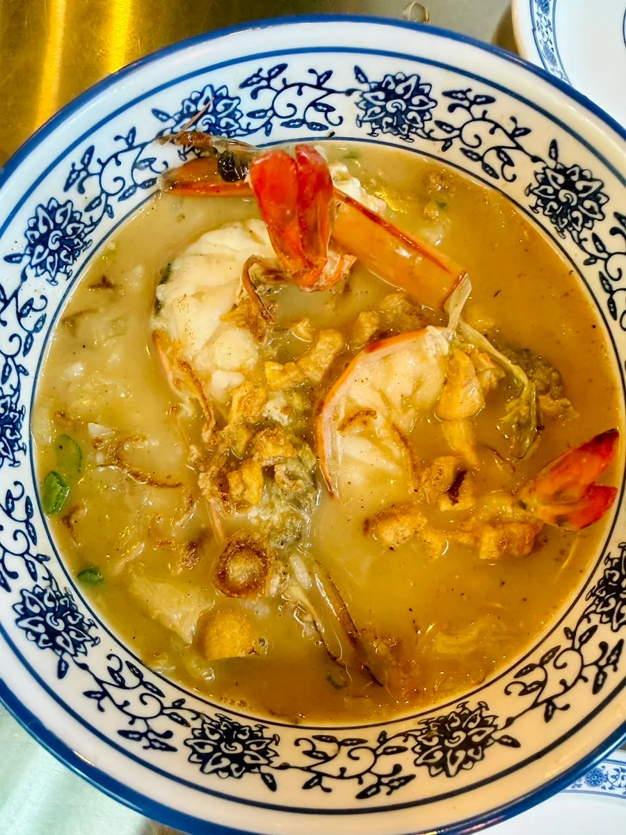 Close-up of shrimp gukbap broth and prawns