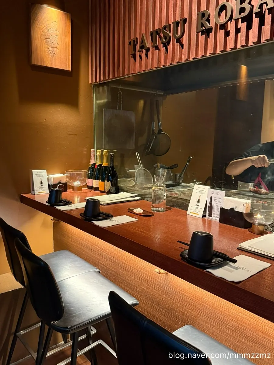 Irori-style open kitchen and bar seats