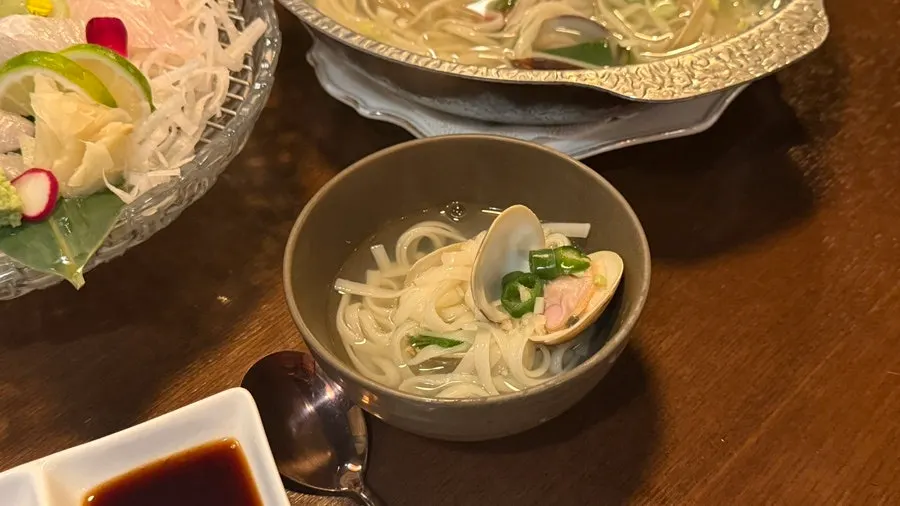 Fresh clam kalguksu (noodle soup) full of clams