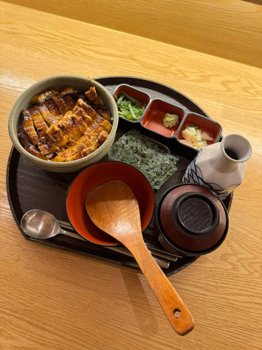 Eel rice bowl with miso soup and side dishes