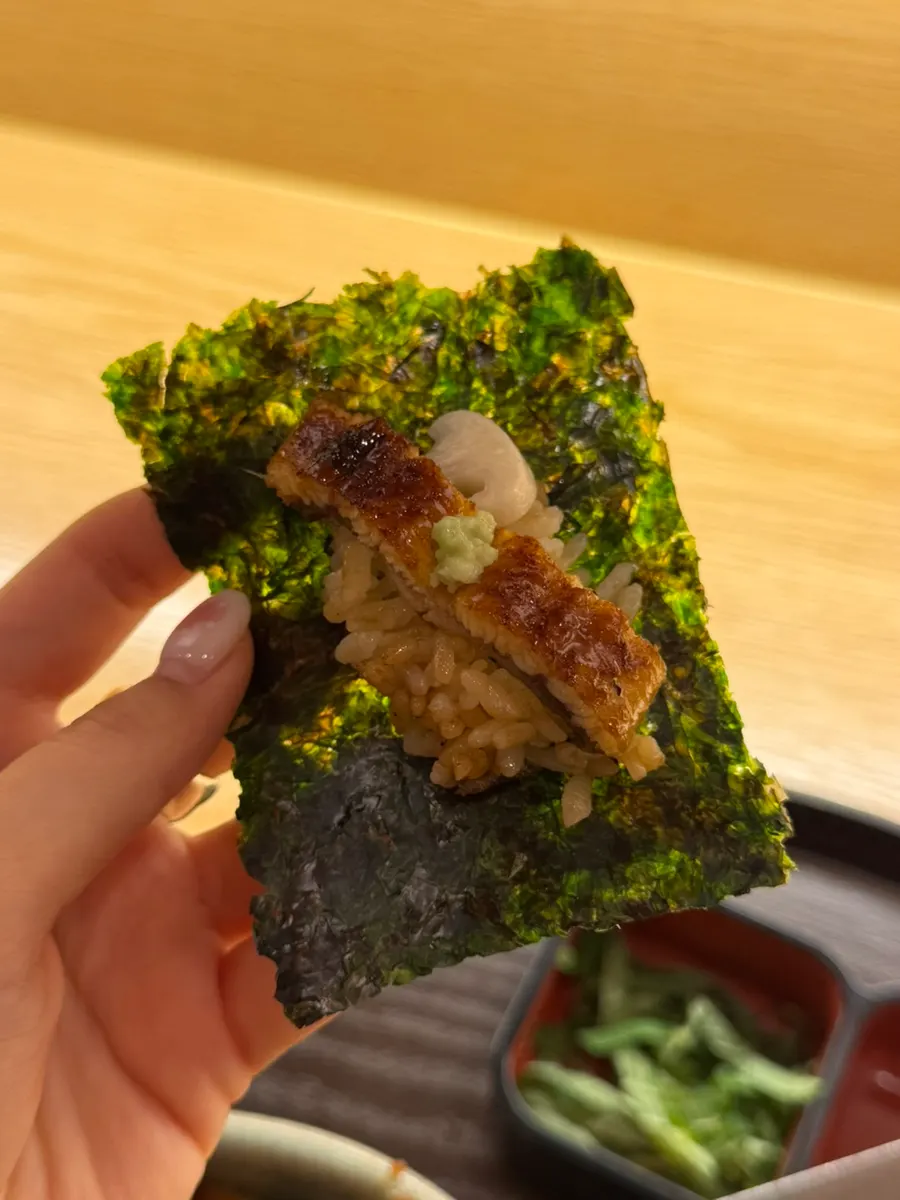 Eel wrap with perilla leaf and vegetables