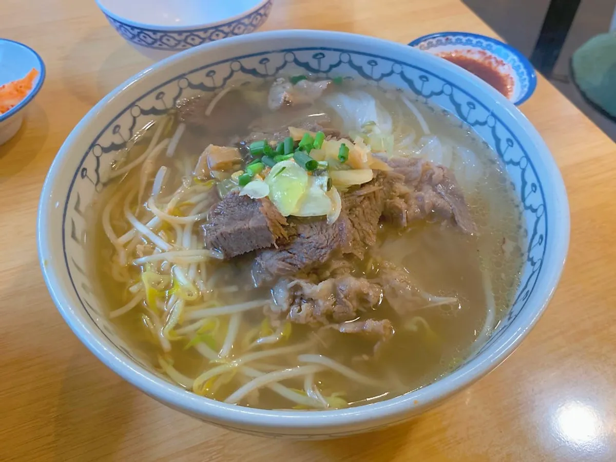 A bowl of beef pho at Thanon55