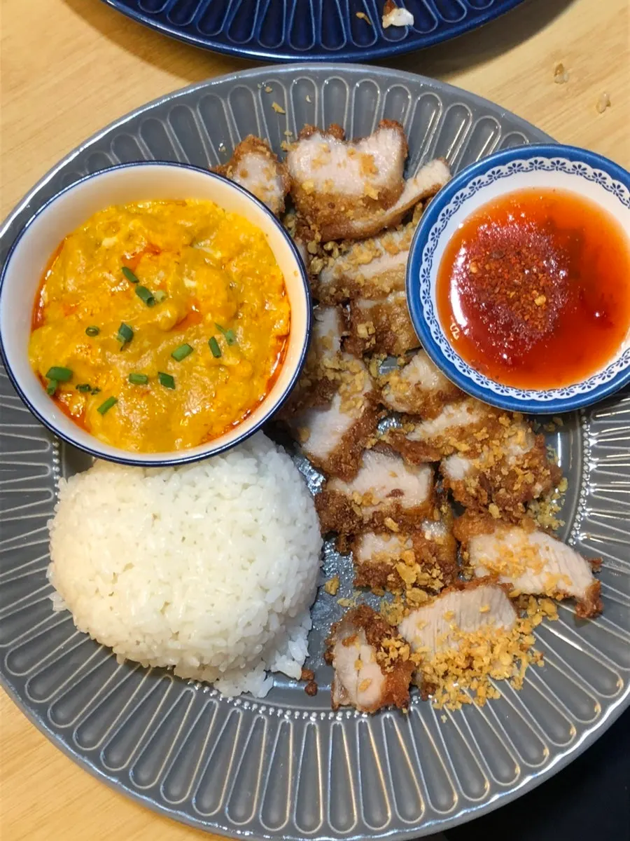 Mu thod curry S table setting