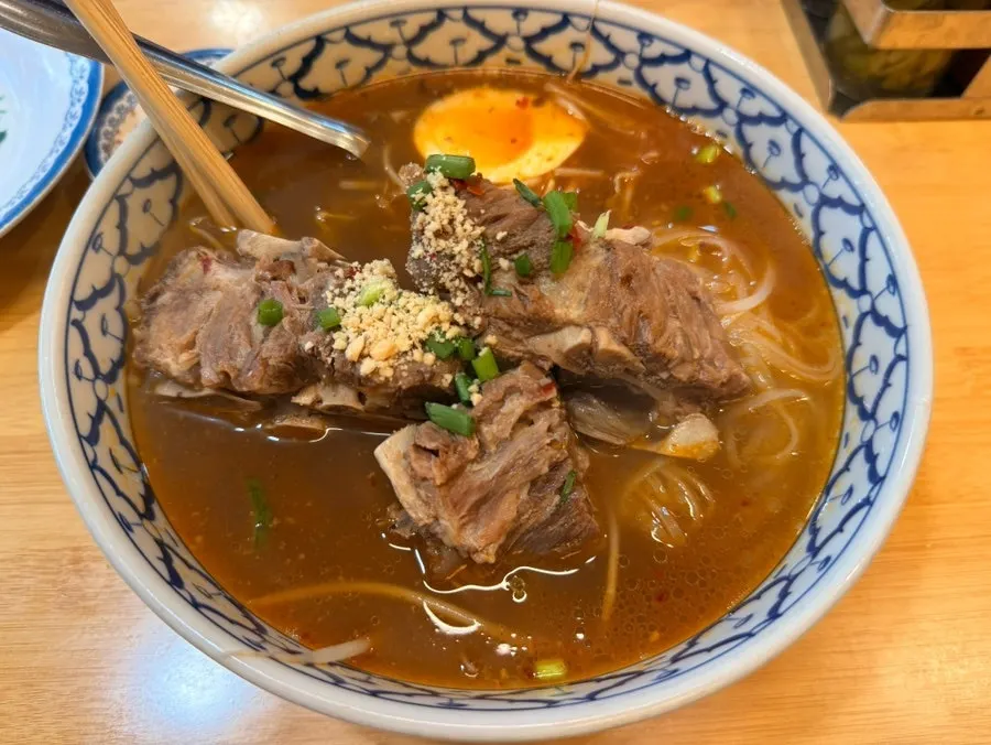 A bowl of gamjatang pho at Thanon55