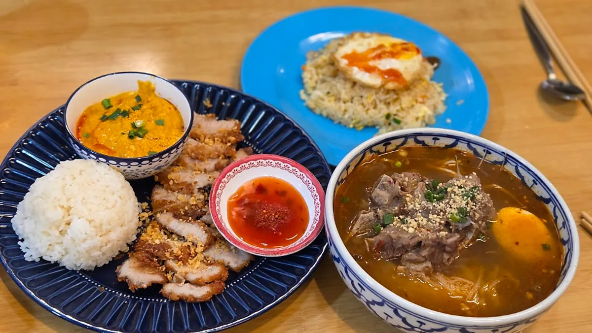 Main image of Thanon55, a Thai restaurant in Seongsu