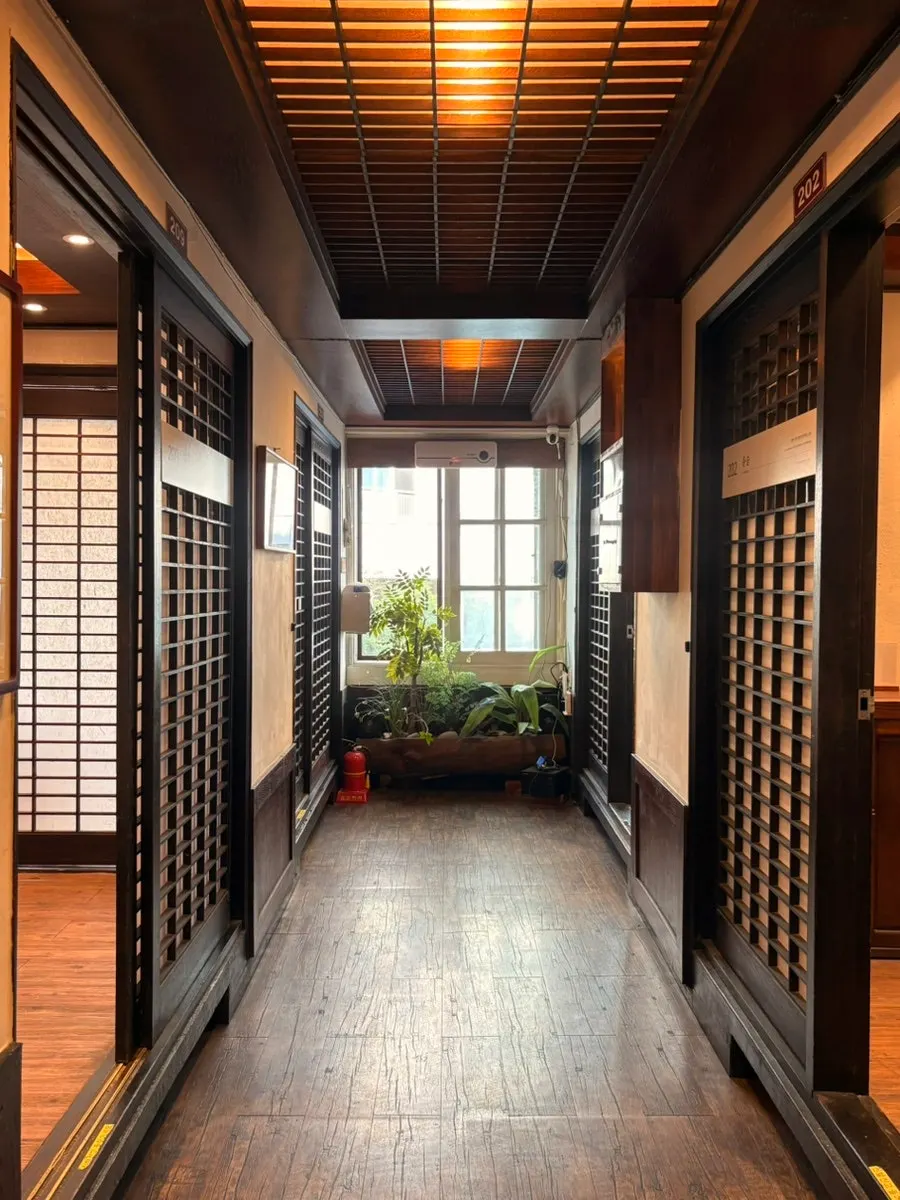 Stairway leading up to the 2nd-floor dining rooms