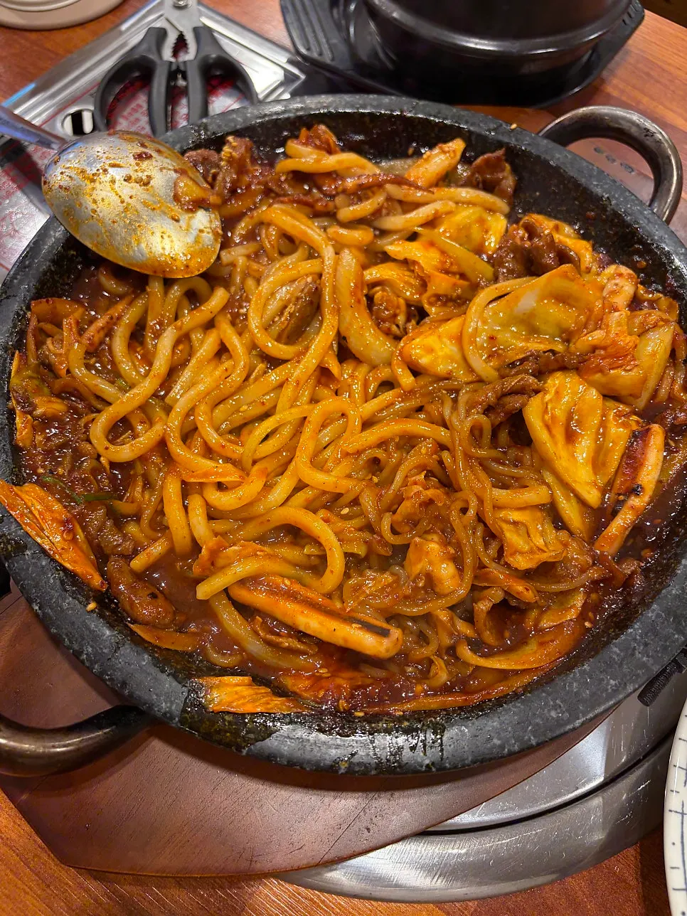Hotplate oje bokkeum mixed with added udon noodles