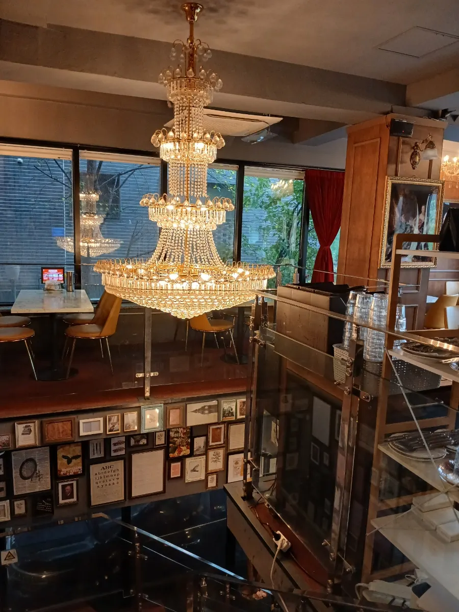 1st floor interior with high ceilings