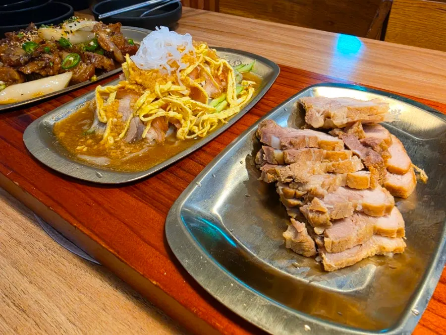 Combo of 3 set plated on a wooden tray