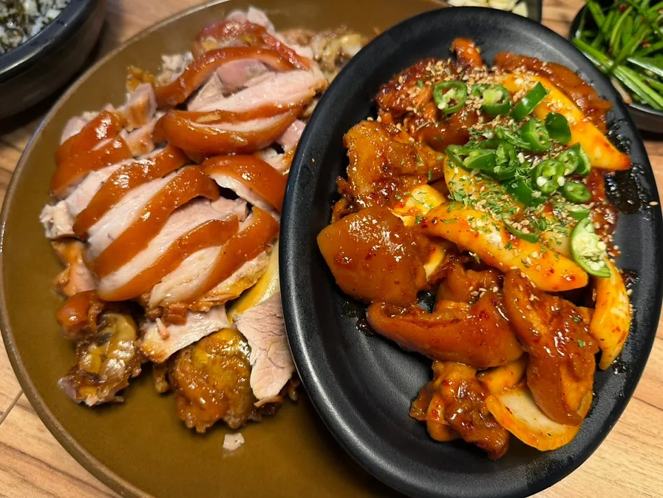 서비스로 나온 냉채족발