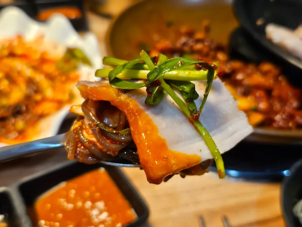 Tteok kenyal yang bercampur sos
