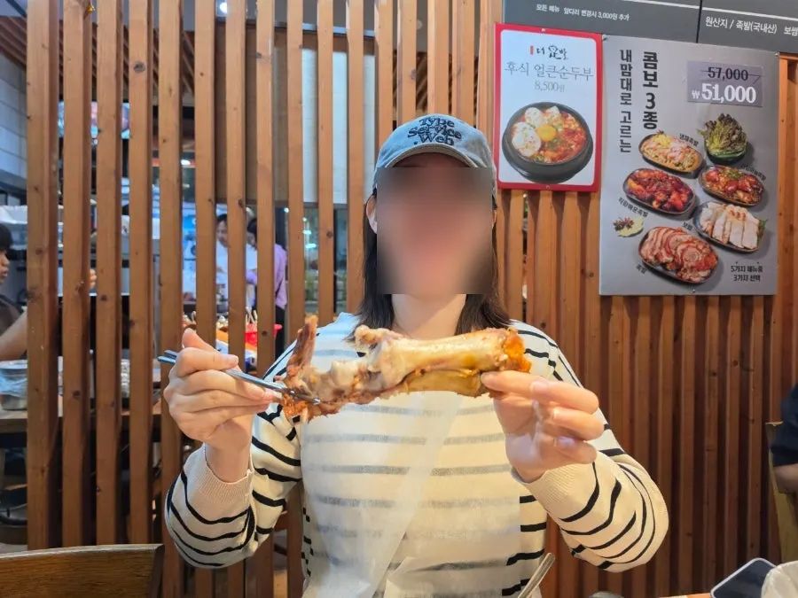 식사를 마친 더족발 신도림본점 테이블