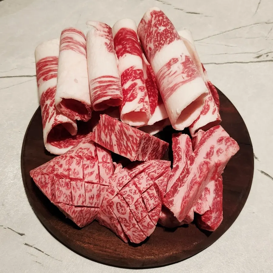 Evening Korean beef menu spread at Deomalgeum