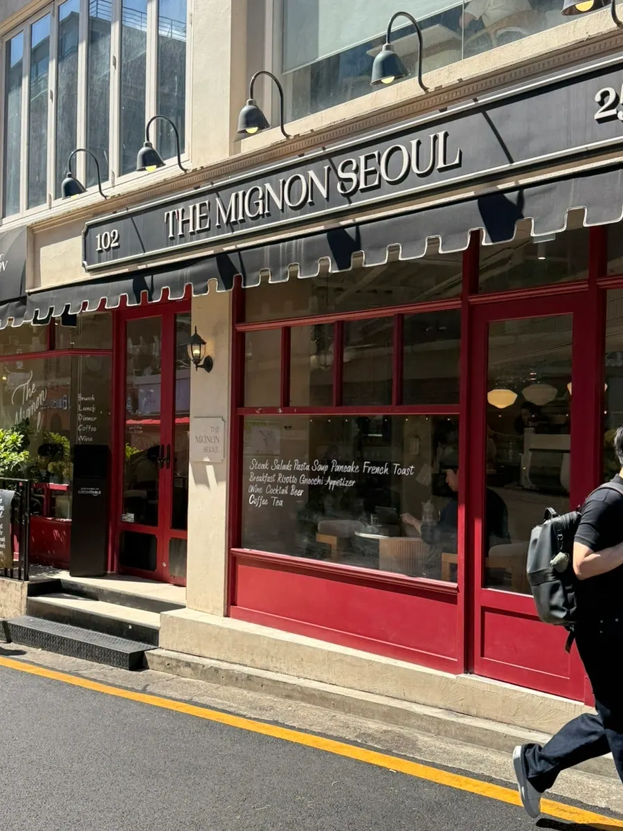기념일 분위기 내기 좋은 테이블