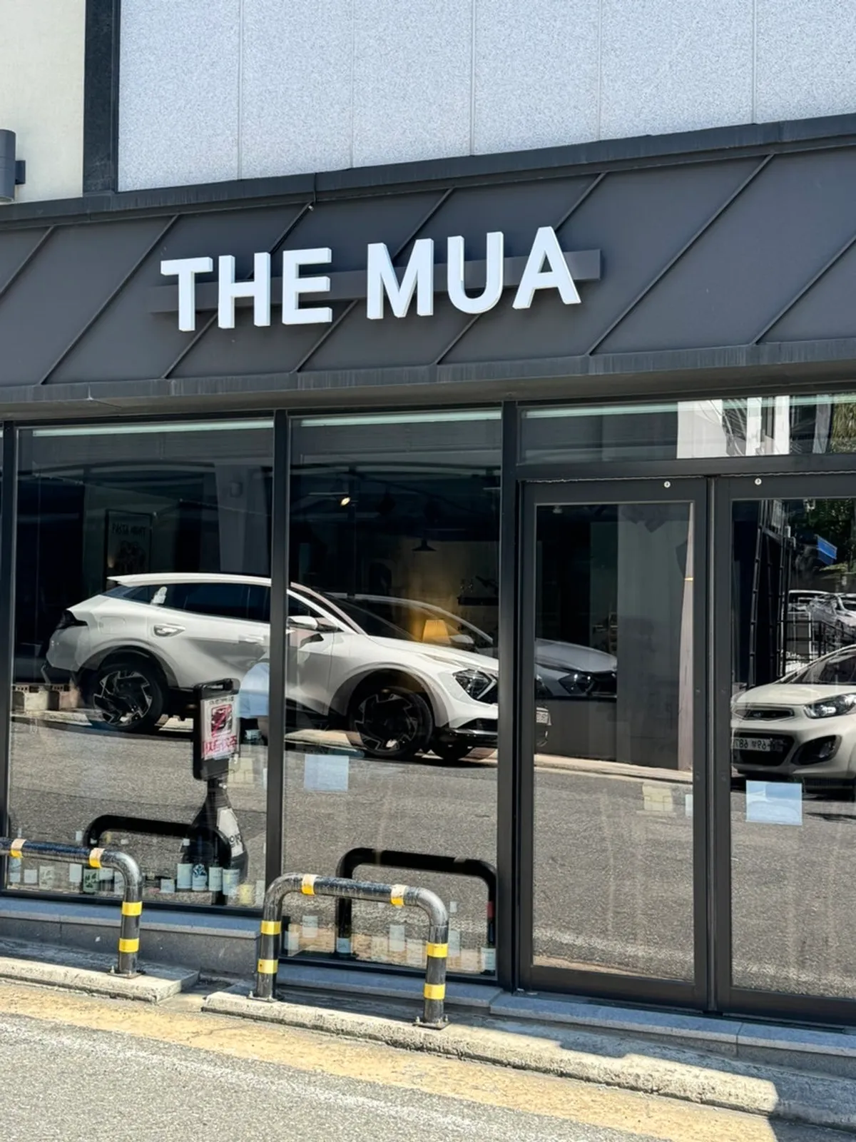 Exterior of THE MUA, a pasta restaurant in Tanbang-dong, Daejeon