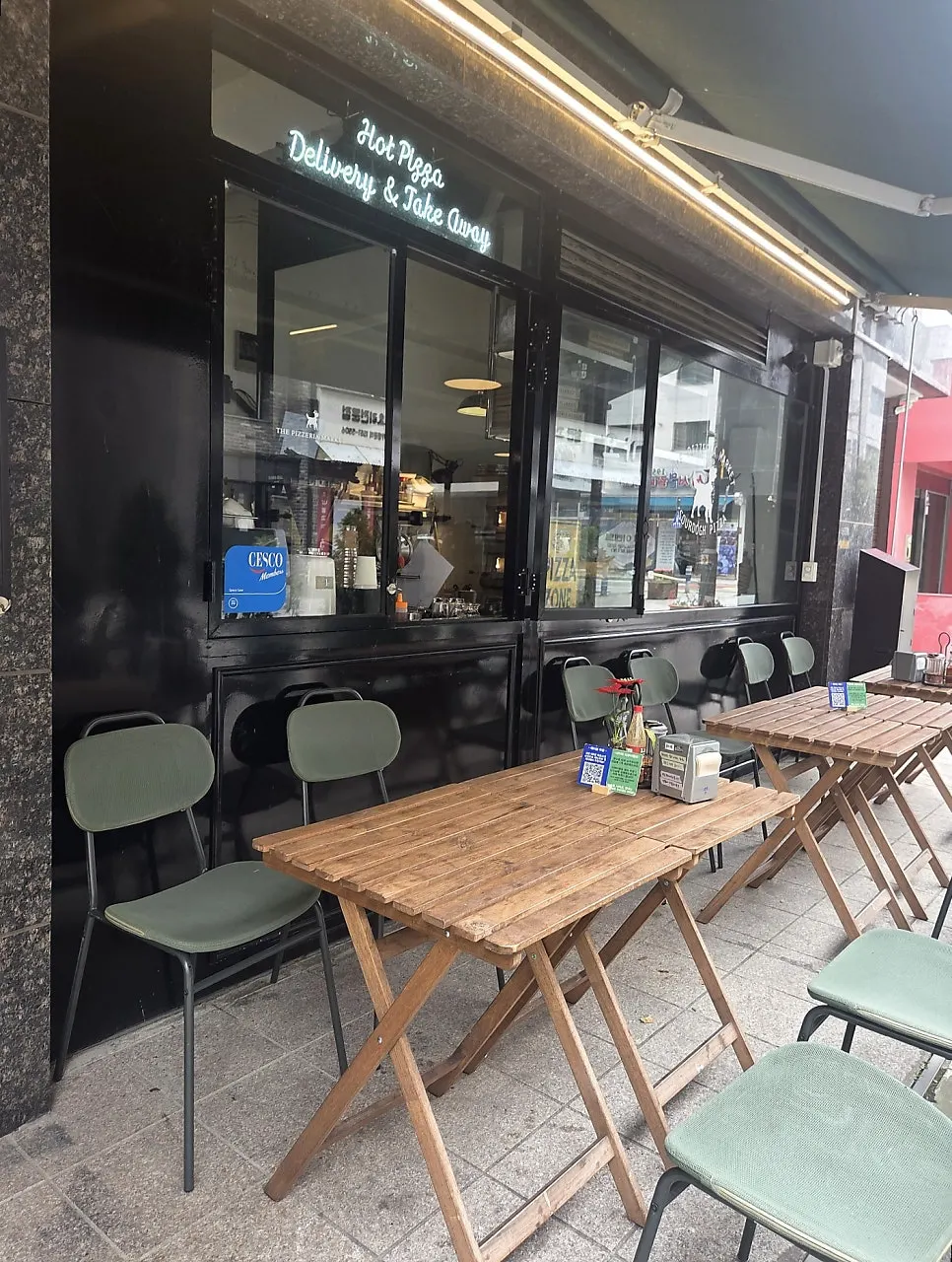 Exterior wall and entrance of The Pizzeria Market Hanam Misa building