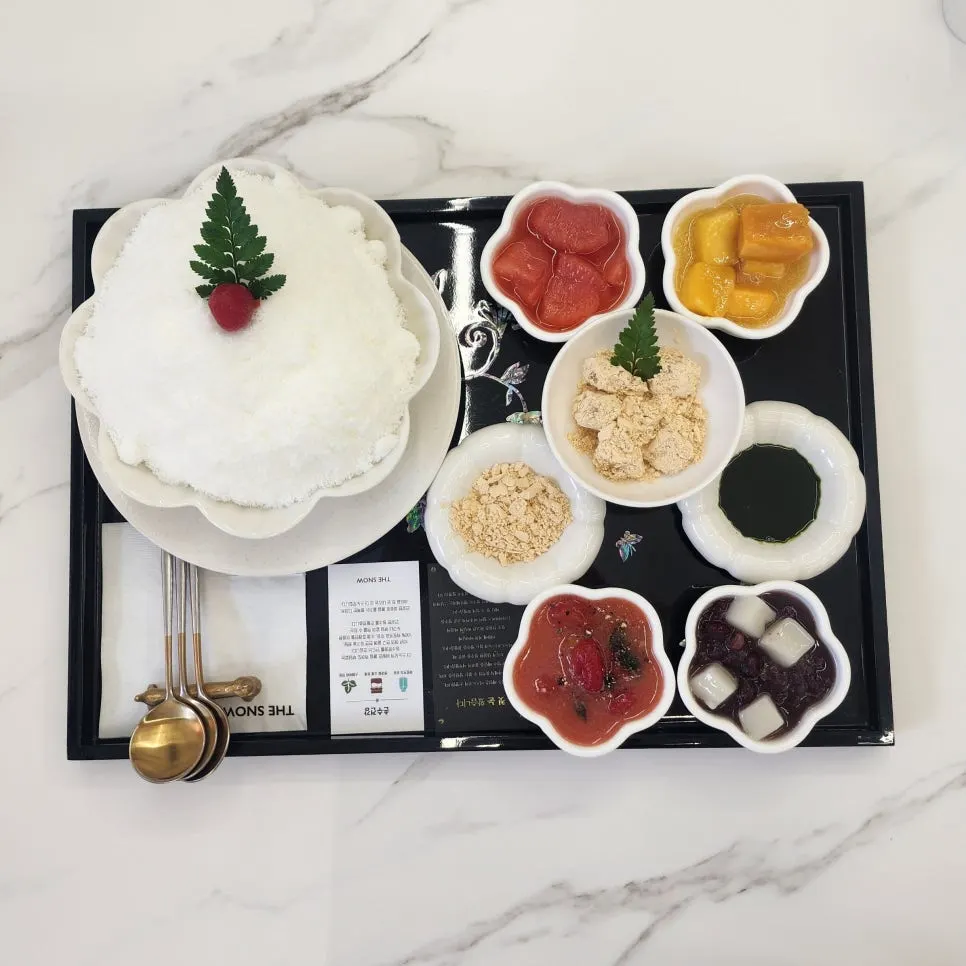 더스노우 빙수 한상 전체 차림