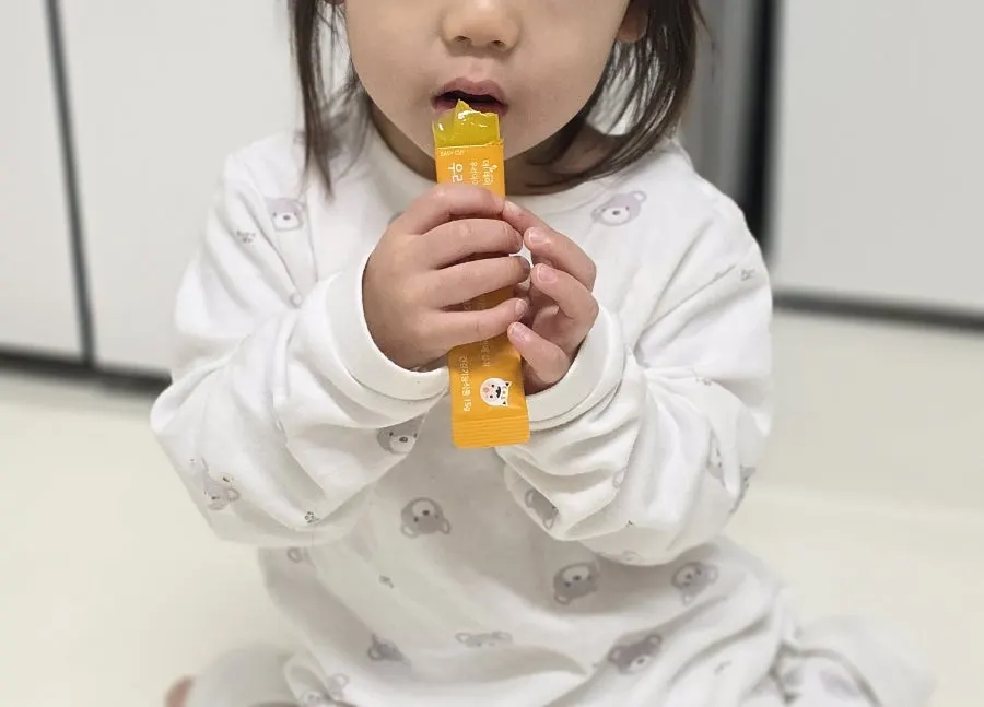 The Day jelly given to a child in everyday life