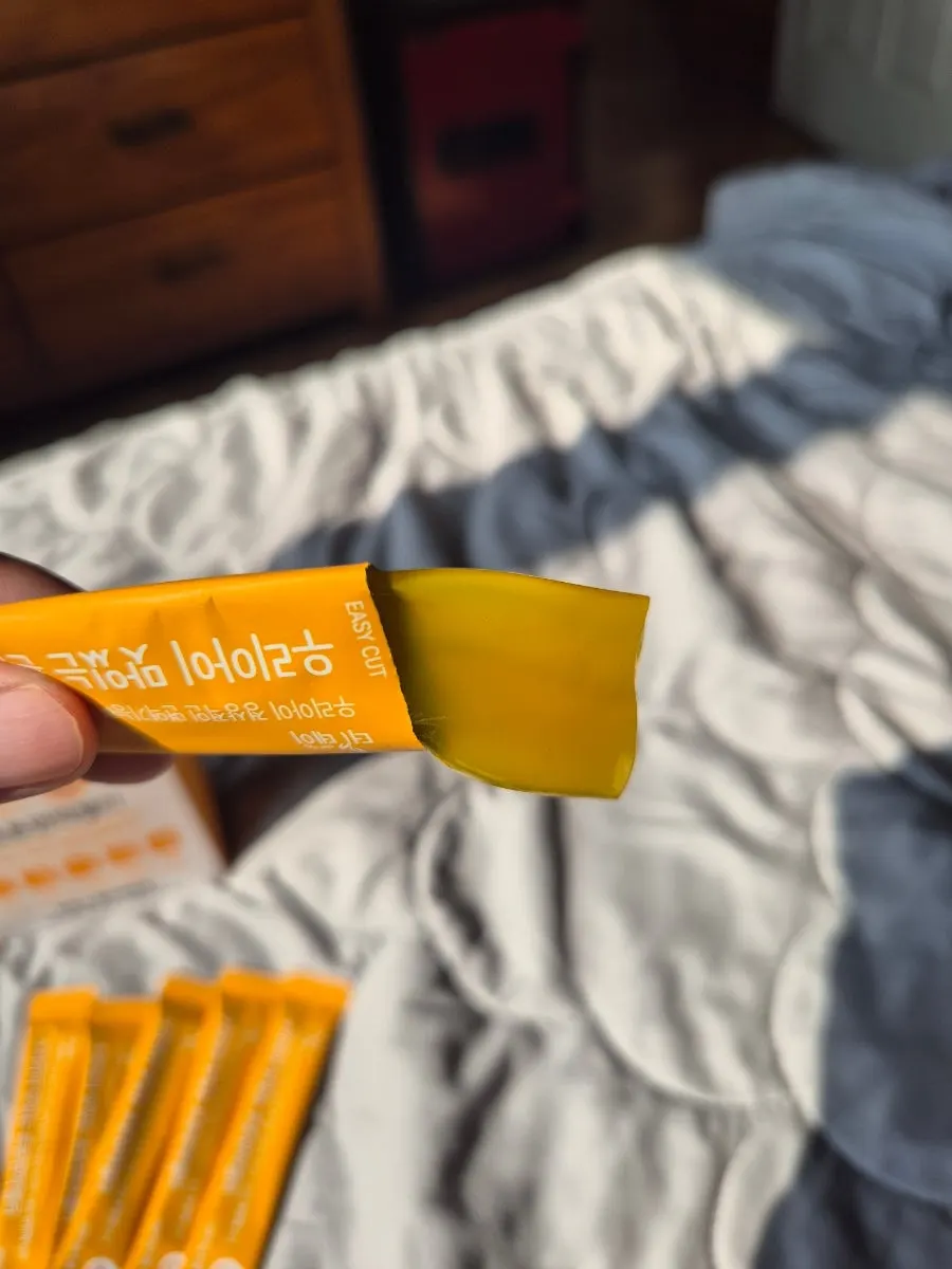Mango-flavored Strong Immunity Jelly tasted by the writer