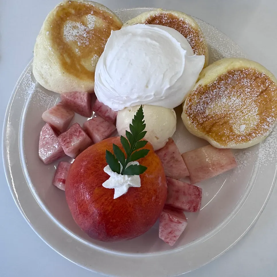 Think Fruit's peach soufflé, the main shot