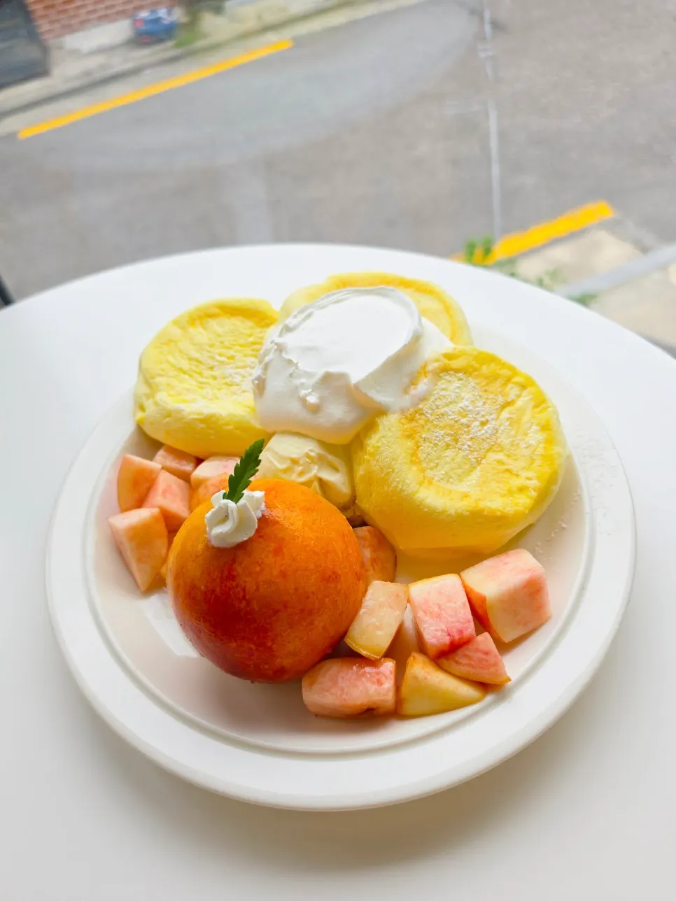 Soufflé table setting at Hongdae dessert café Think Fruit