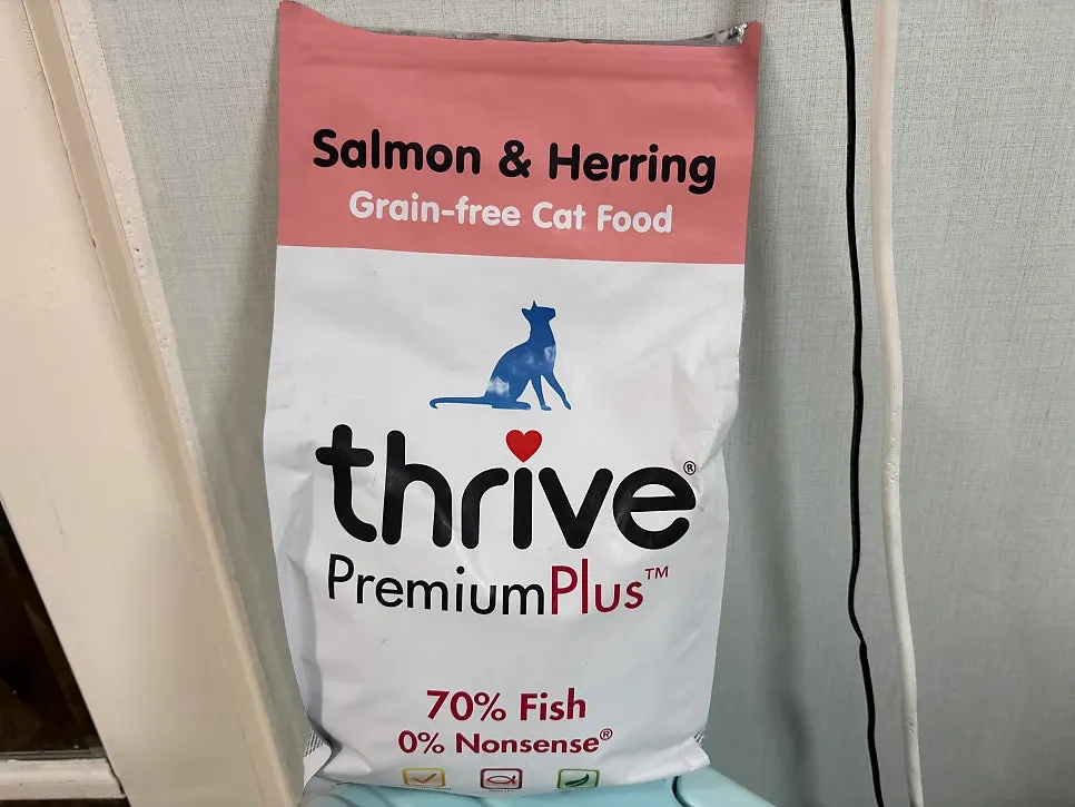 Thrive Salmon & Herring food chosen for feeding