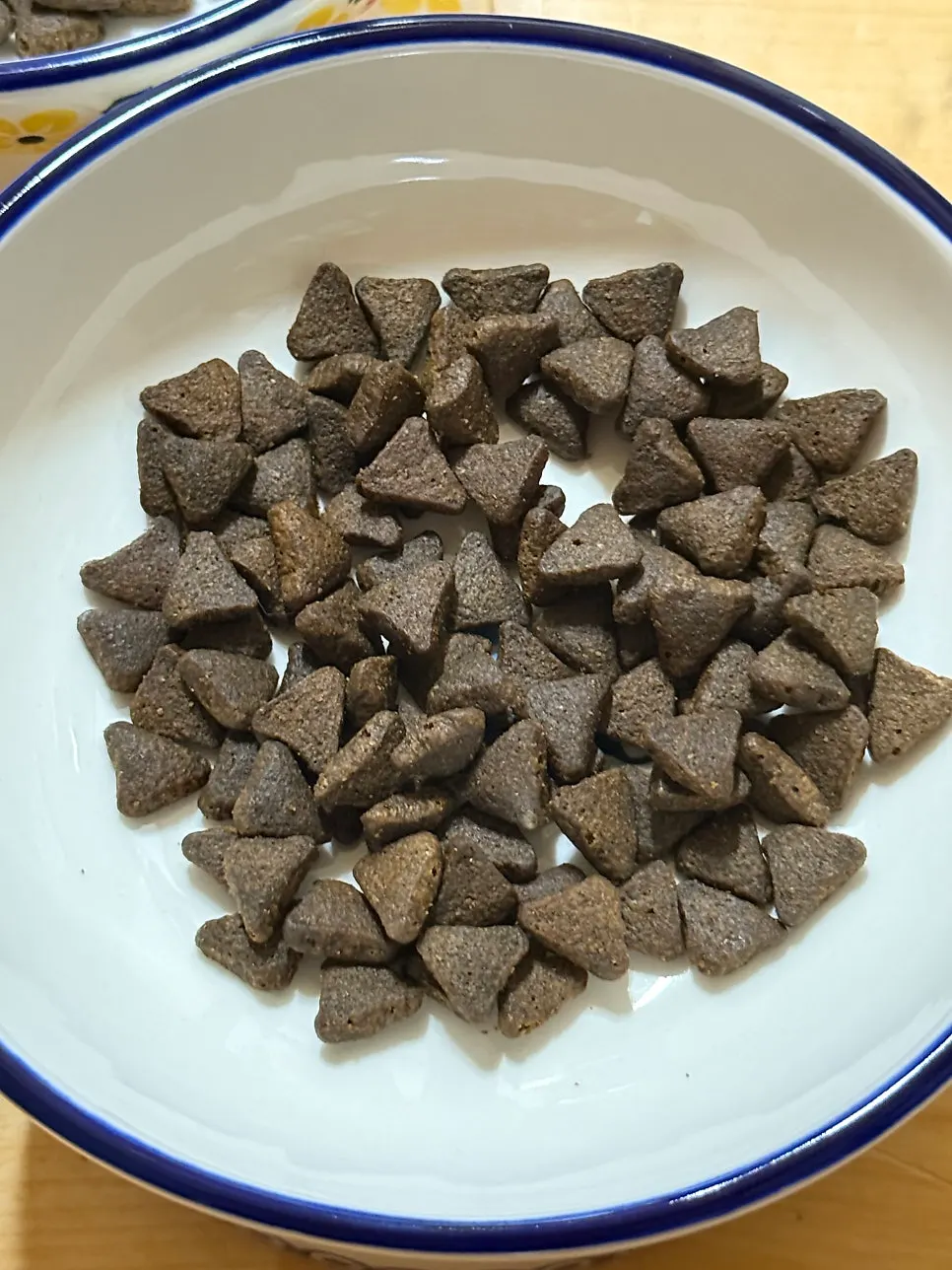 Introduction to Thrive Salmon & Herring cat dry food