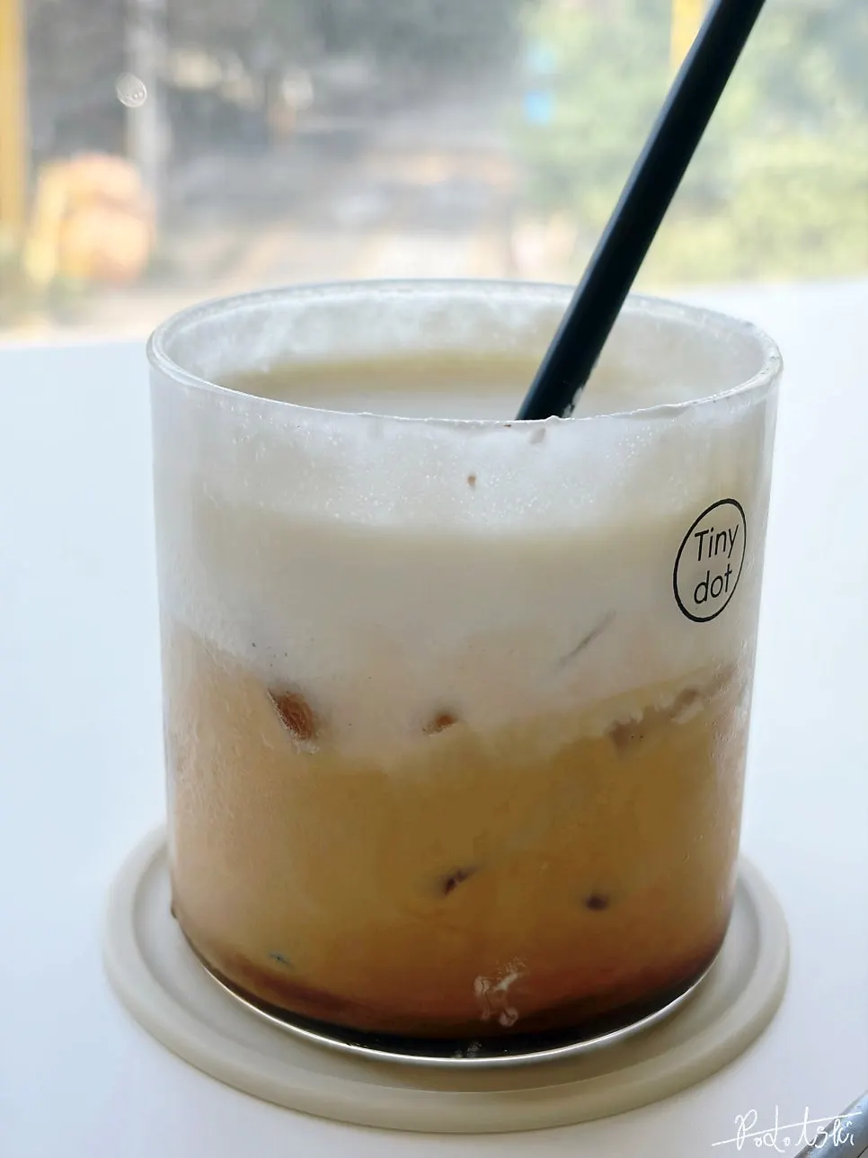Close-up of the deulkkae-dat coffee at Tiny Dot