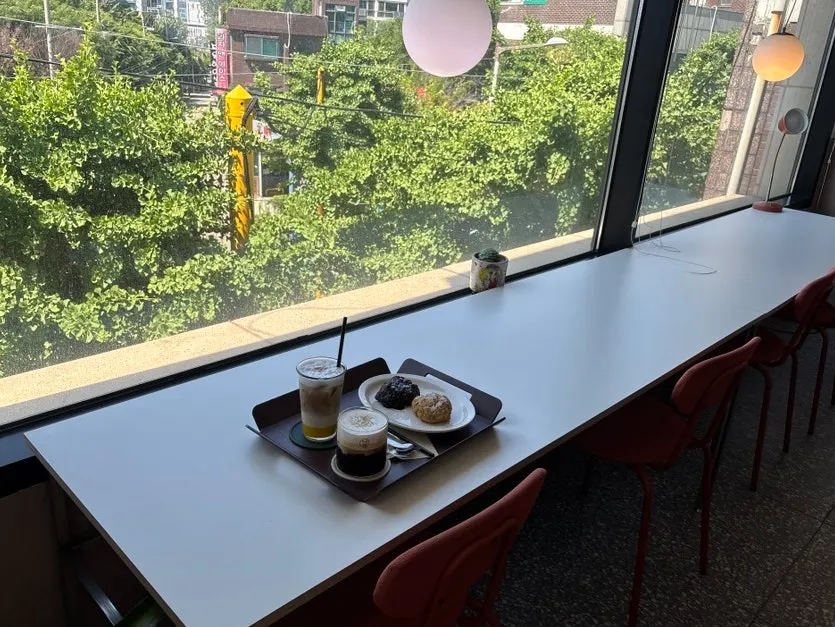 깔끔하게 관리된 타이니닷 인테리어