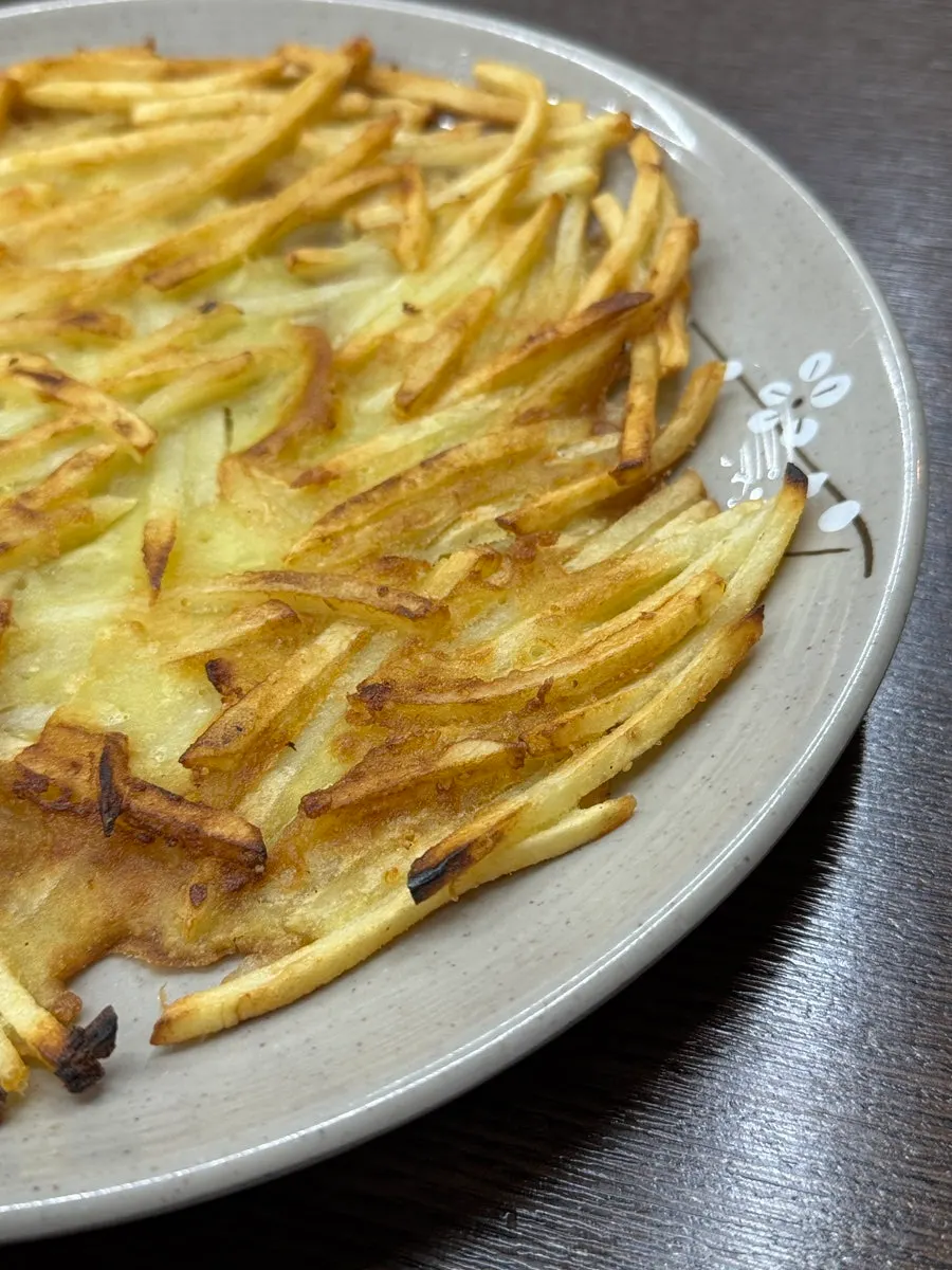 Golden-fried potato pancake