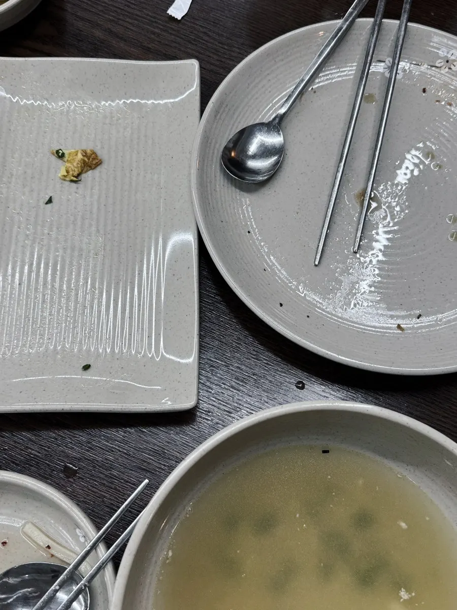 An emptied kalguksu bowl