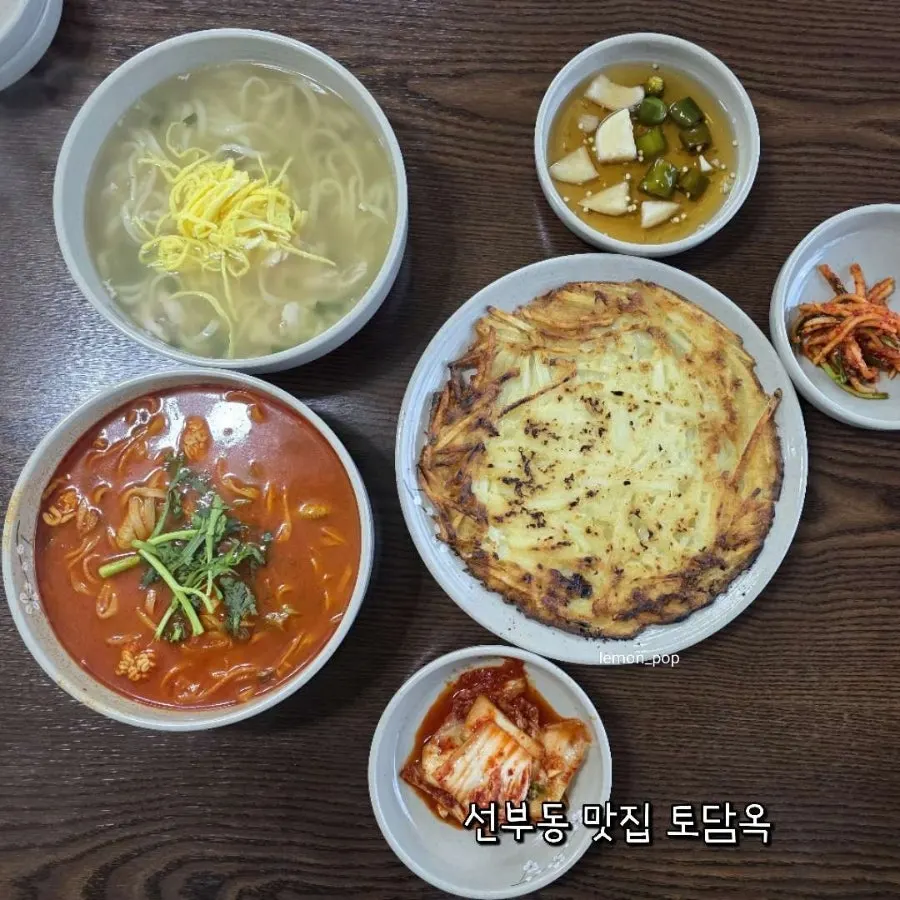 Todamok's chicken kalguksu, roe-and-milt kalguksu, and potato pancake set