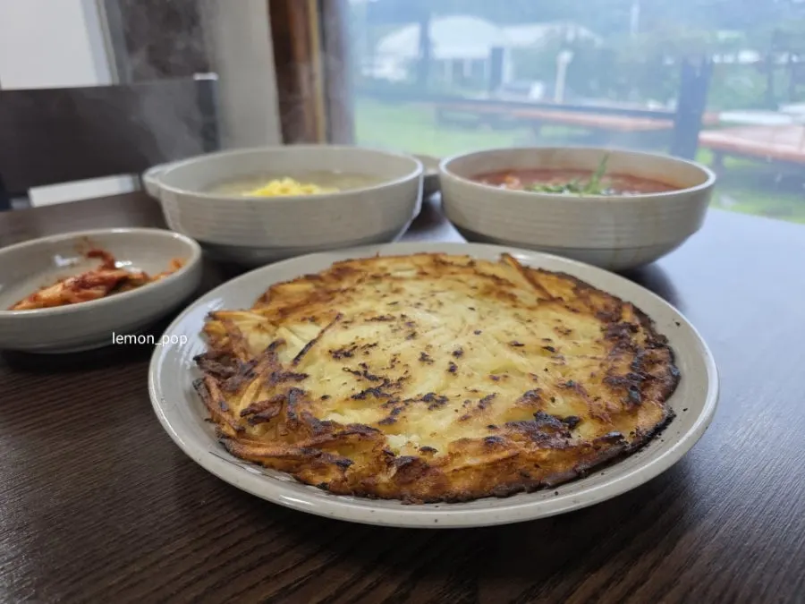 Todamok's potato pancake with crispy edges