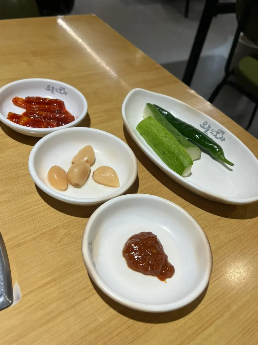 국내산 생고기가 들어간 두루치기 클로즈업